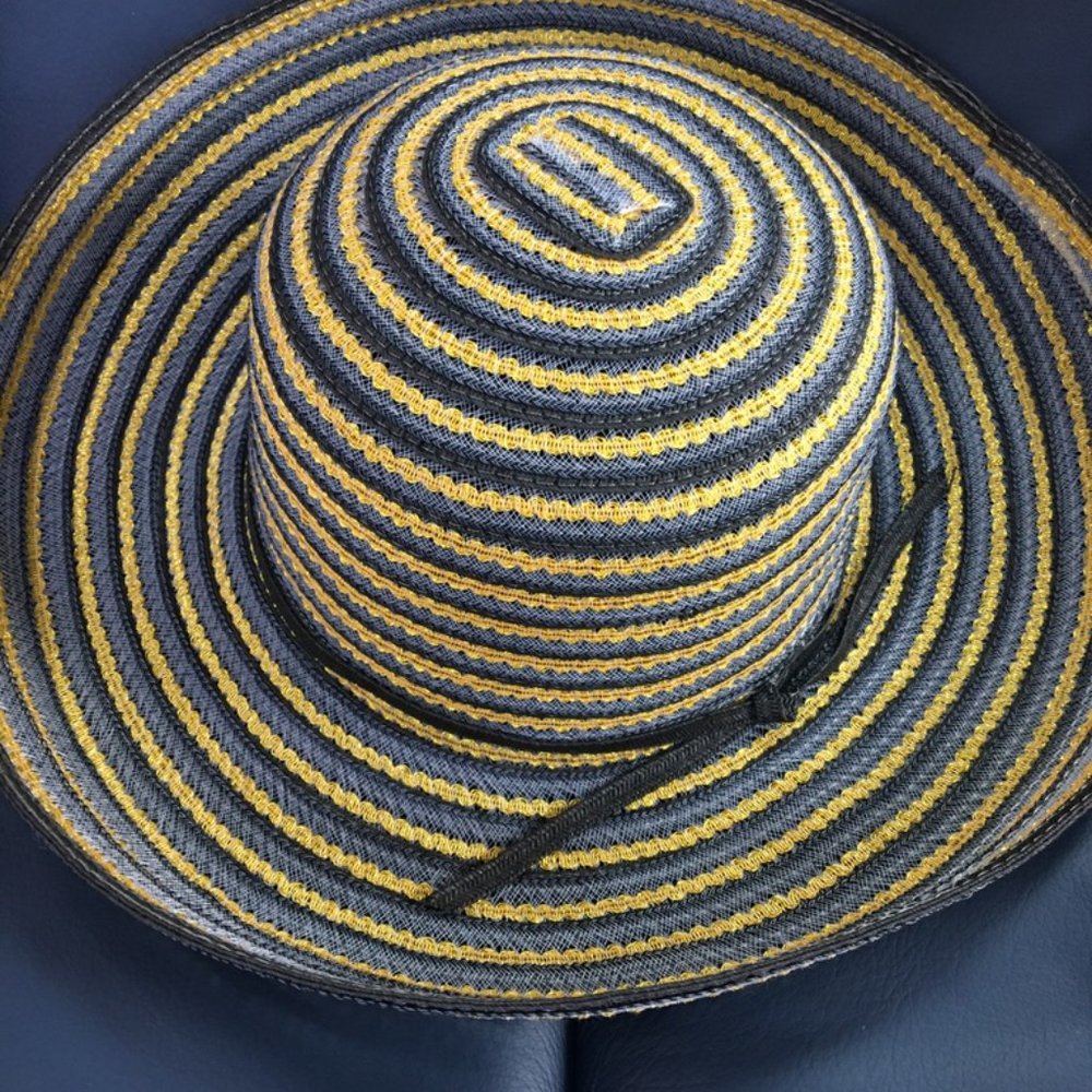 SALE! Flattering GEORGI Rimmed Hat - Picture 7 of 9
